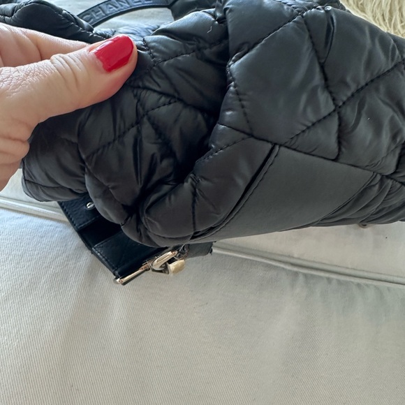 Rare CHANEL cocoon rectangular backpack 2010A black quilted nylon Karl Lagerfeld - Picture 12 of 16